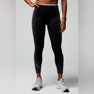 Seamless Fusion High-Waisted 7/8 Legging - NWT